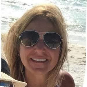 Meet your Posher, Lenora